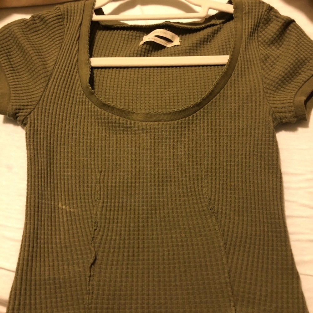 URBAN OUTFITTERS olive green top